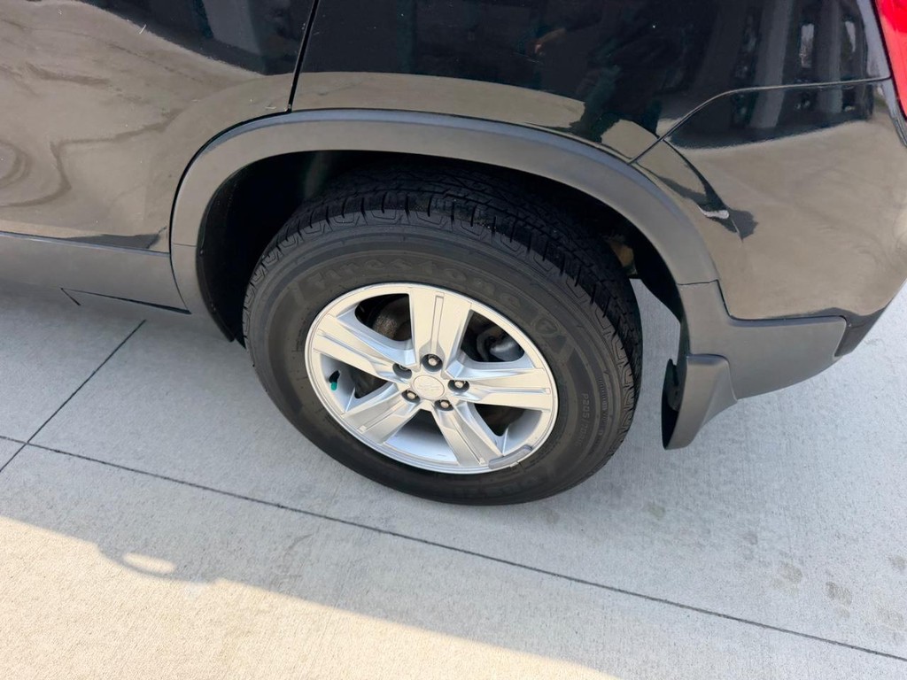 2018 Chevrolet Trax LS - Photo 6