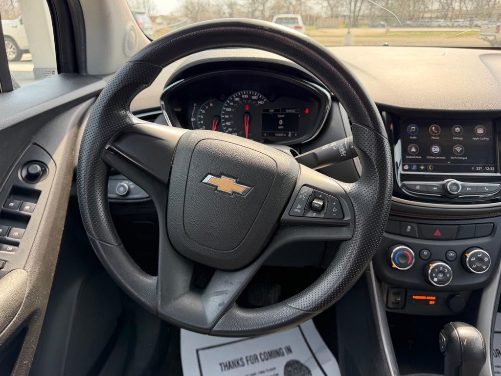 2018 Chevrolet Trax LS - Photo 9