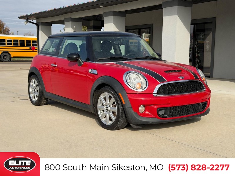 2013 MINI Cooper S's photo