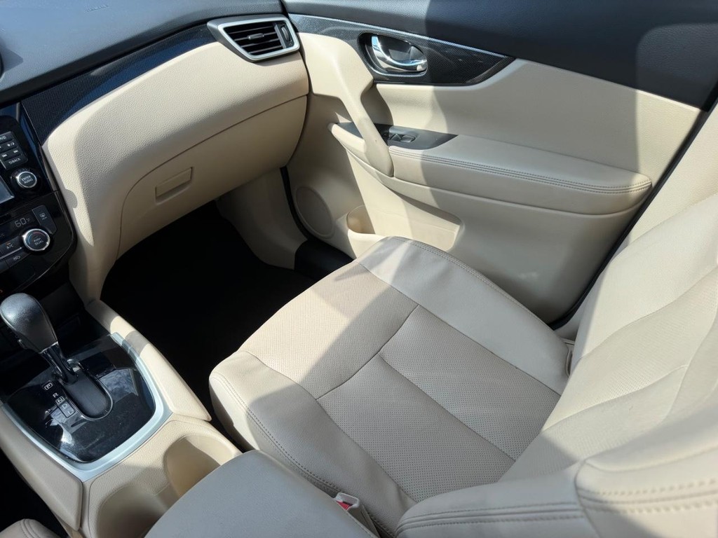 2016 Nissan Rogue SL - Photo 17