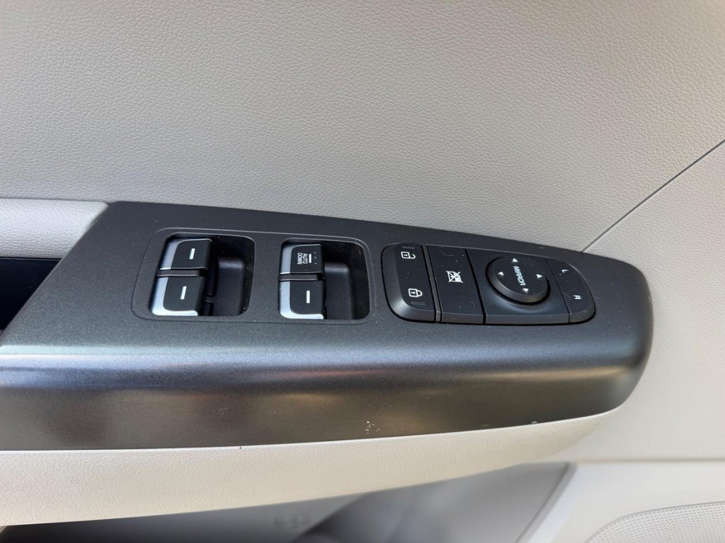 2017 Kia Sportage LX - Photo 16