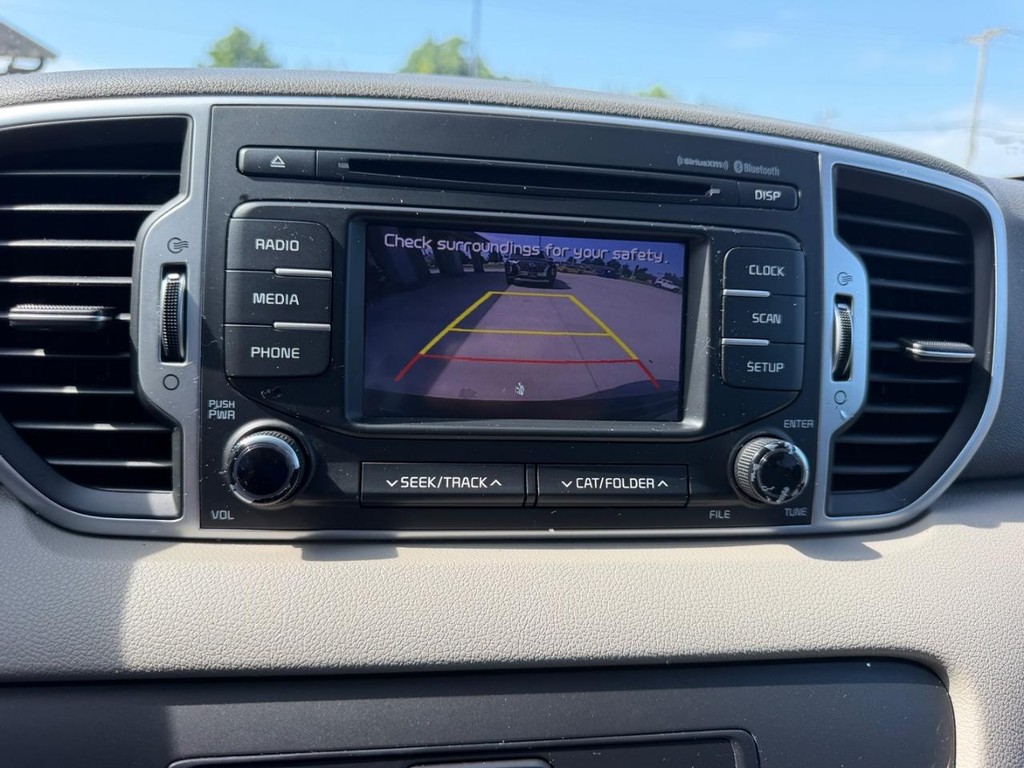 2017 Kia Sportage LX - Photo 18