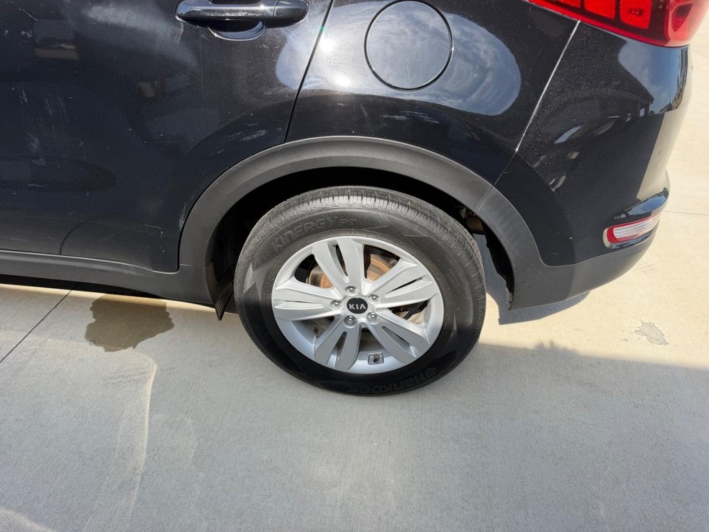 2017 Kia Sportage LX - Photo 6