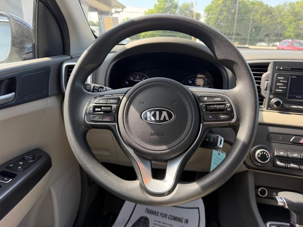 2017 Kia Sportage LX - Photo 9