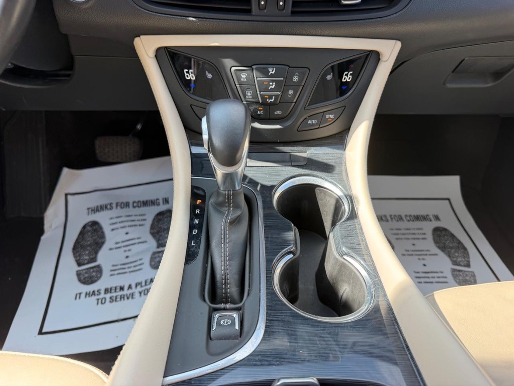 2017 Buick Envision Essence - Photo 16
