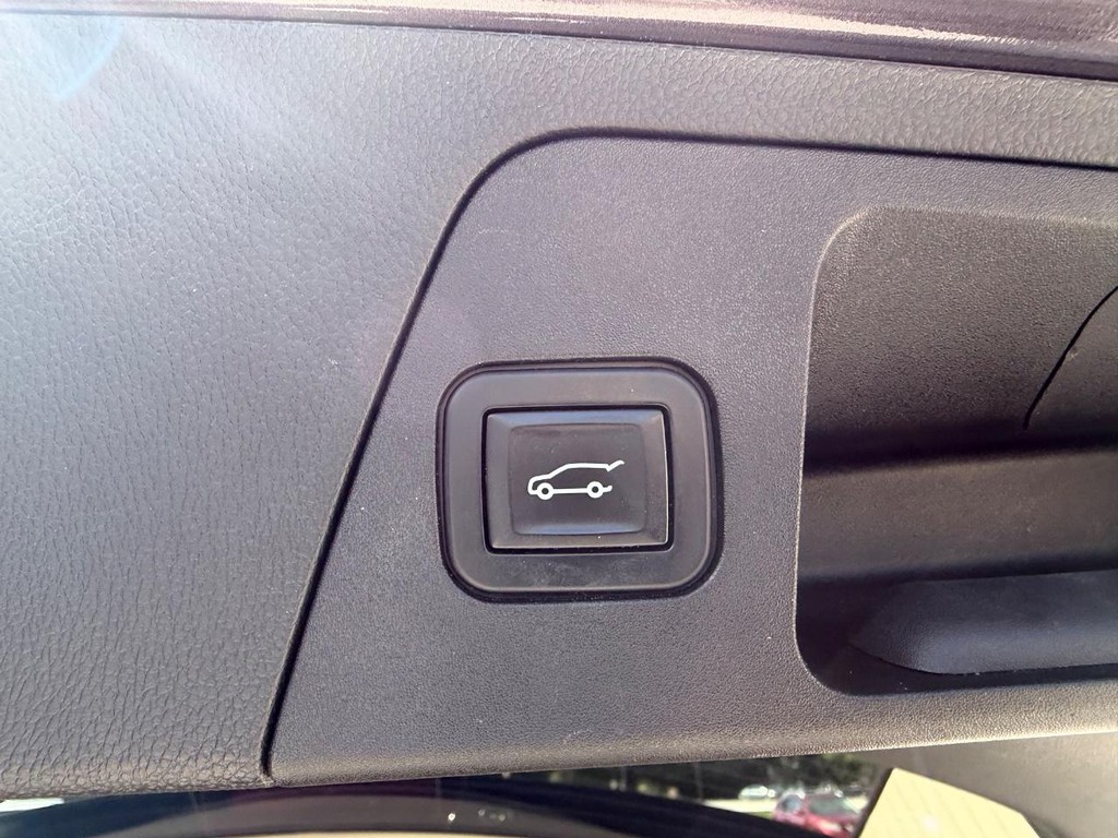 2017 Buick Envision Essence - Photo 6